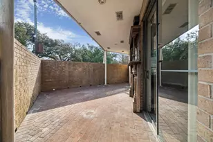 5200 Weslayan St, Houston, TX 77005 - Photo 17