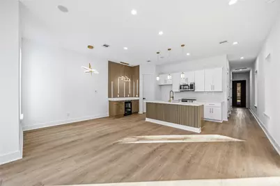 8303 Bassett St, Houston, TX 77051 - Photo 3