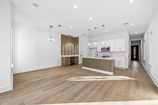 8303 Bassett St, Houston, TX 77051 - Photo 3