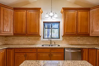 103 Whippoorwill Drive, Livingston, TX 77351 - Photo 13