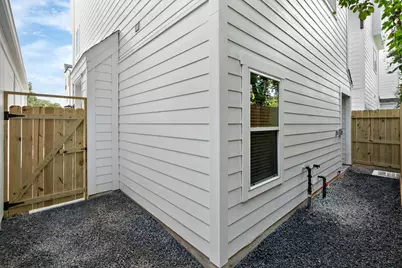 904 Martin Street #D, Houston, TX 77018 - Photo 25