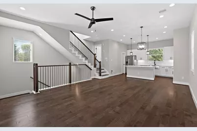 904 Martin Street #D, Houston, TX 77018 - Photo 9