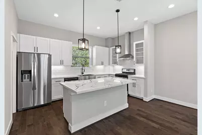 904 Martin Street #D, Houston, TX 77018 - Photo 5