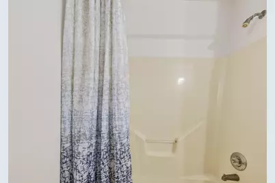 9927 Glenkirk Drive, Houston, TX 77089 - Photo 17