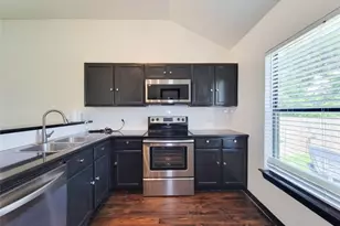 1904 Davis St, Houston, TX 77026 - Photo 13