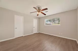 9502 Skyline Dr, Houston, TX 77063 - Photo 31