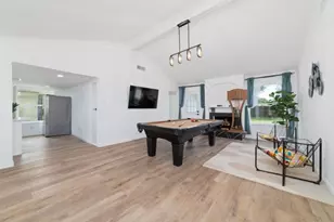 13102 Apple Glen Ln, Houston, TX 77072 - Photo 9