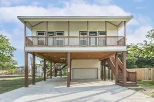 3420 Sunrise Dr, Shoreacres, TX 77571 - Photo 1