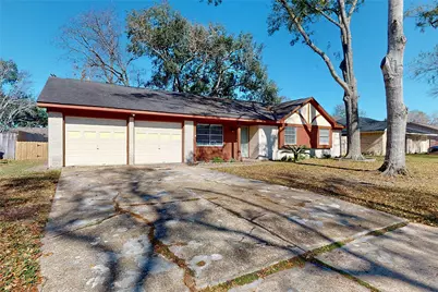 5005 Cedar Creek Drive, Dickinson, TX 77539 - Photo 1