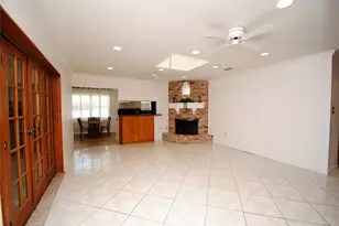 1006 Baymeadow Dr, Houston, TX 77062 - Photo 9