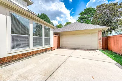 12119 Cielio Bay Lane, Houston, TX 77041 - Photo 45