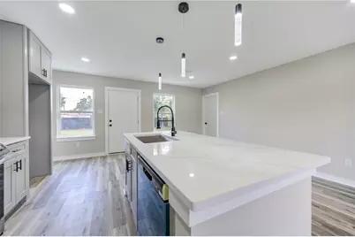 10413 Muscatine Street, Houston, TX 77029 - Photo 13
