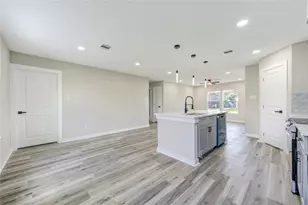 10413 Muscatine St, Houston, TX 77029 - Photo 19