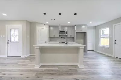 10413 Muscatine Street, Houston, TX 77029 - Photo 5