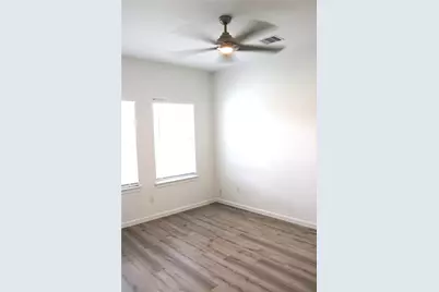 304 Carlos Leal Drive, Dayton, TX 77535 - Photo 7
