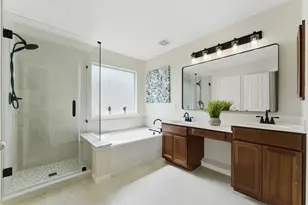 13522 Summer Villa Ln, Houston, TX 77044 - Photo 19