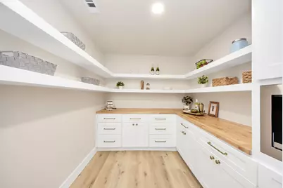 6034 Willowbend Boulevard, Houston, TX 77096 - Photo 9