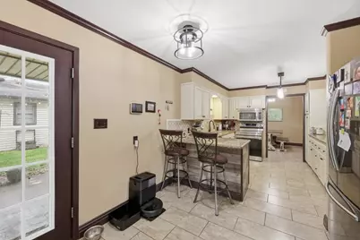 2704 Memphis Avenue, Nederland, TX 77627 - Photo 9