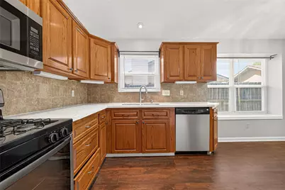 10038 Green Valley Lane, Houston, TX 77064 - Photo 15