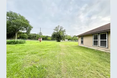 7017 Caldwell Road, Hitchcock, TX 77563 - Photo 43