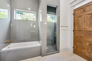 516 Columbia St, Houston, TX 77007 - Photo 29
