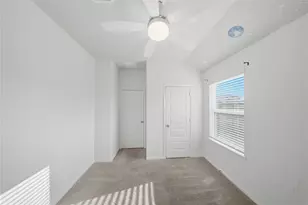 815 Barstow Dr, Rosharon, TX 77583 - Photo 15