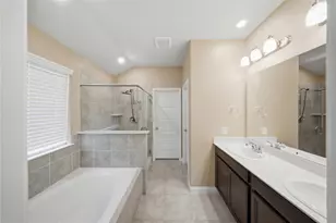 815 Barstow Dr, Rosharon, TX 77583 - Photo 11