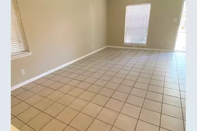 10122 Shadow Wood Drive #11, Houston, TX 77043 - Photo 3