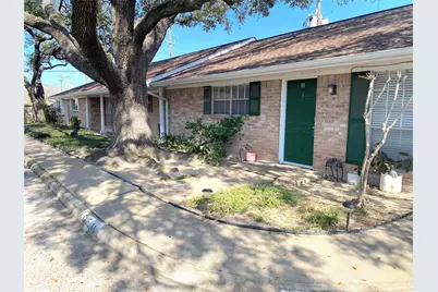 10122 Shadow Wood Drive #11, Houston, TX 77043 - Photo 1