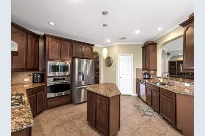 8310 Crescent Knolls Drive, Richmond, TX 77406 - Photo 13
