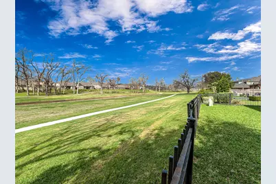 8310 Crescent Knolls Drive, Richmond, TX 77406 - Photo 45