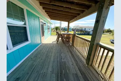 954 Eastview, Port Bolivar, TX 77650 - Photo 13