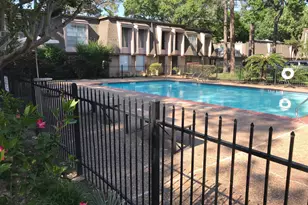 12633 Memorial Dr, Houston, TX 77024 - Photo 19