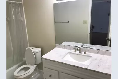 12633 Memorial Drive #106, Houston, TX 77024 - Photo 11