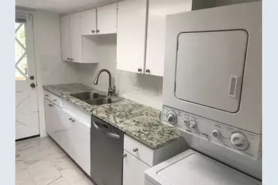 12633 Memorial Drive #106, Houston, TX 77024 - Photo 5