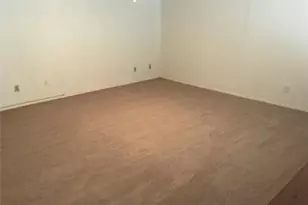 12633 Memorial Dr, Houston, TX 77024 - Photo 13