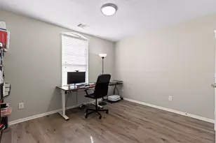 63 W Lasting Spring Cir, The Woodlands, TX 77389 - Photo 33