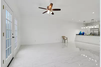 402 Wilcrest Drive #402, Houston, TX 77042 - Photo 5