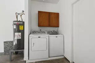 402 Wilcrest Dr, Houston, TX 77042 - Photo 25