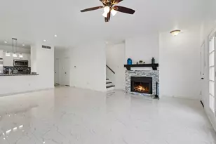 402 Wilcrest Dr, Houston, TX 77042 - Photo 7