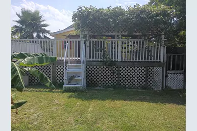 2825 N Sonny Lane, Galveston, TX 77554 - Photo 9