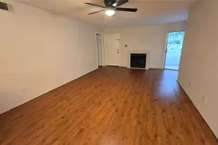 10705 Braes Bend Dr, Houston, TX 77071 - Photo 3