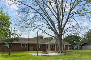 11511 Cherry Point Dr, Mont Belvieu, TX 77535 - Photo 35