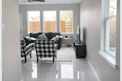9311 Noel Street, Houston, TX 77033 - Photo 5