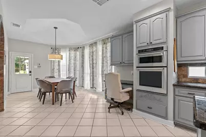 1810 Stonecreek Circle, Friendswood, TX 77546 - Photo 23