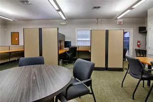 820 N Jefferson St, La Grange, TX 78945 - Photo 9