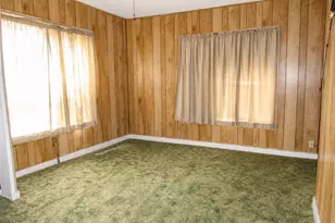 740 E Franklin St, Goliad, TX 77963 - Photo 13
