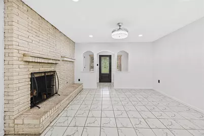 13902 Ambrose Street, Houston, TX 77045 - Photo 11