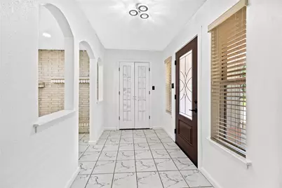 13902 Ambrose Street, Houston, TX 77045 - Photo 9