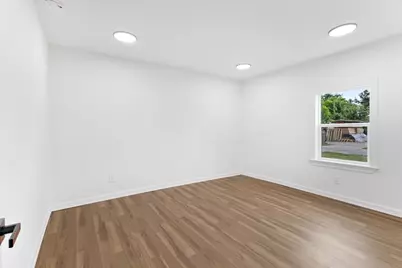8248 Park Terrace Street, Houston, TX 77017 - Photo 13